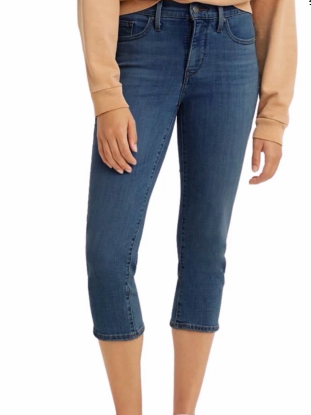 Levi’s Women's Mid-Rise 311 Shaping Skinny Capri